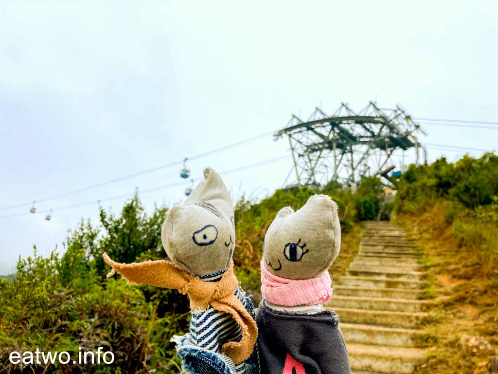 東梅古道起步登昂坪救援徑現代棧道一隅400米高近距離下瞰香港赤臘角機場宛如觀景台– eatwo 兩個人醫吓肚